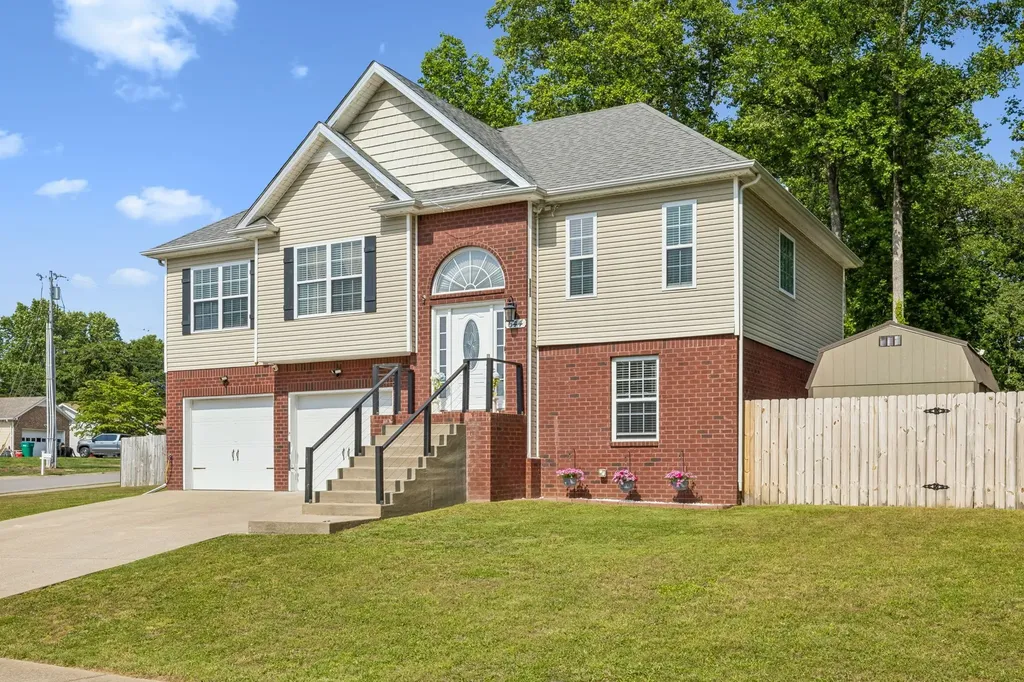 644 Ashley Oaks Drive Clarksville TN 37042