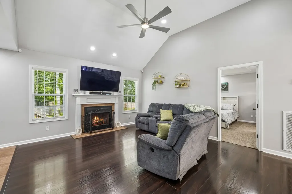 644 Ashley Oaks Drive Clarksville TN 37042