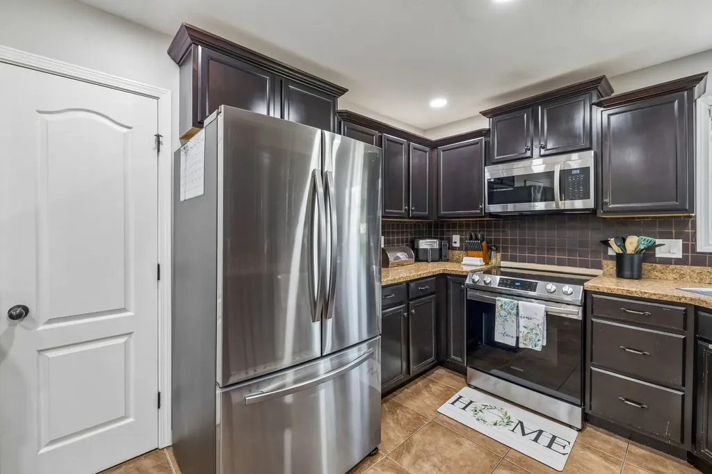 644 Ashley Oaks Drive Clarksville TN 37042