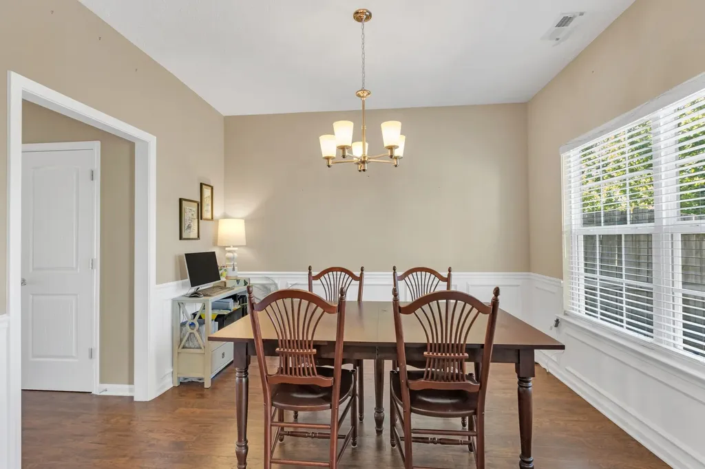 2429 New Holland Circle Murfreesboro TN 37128