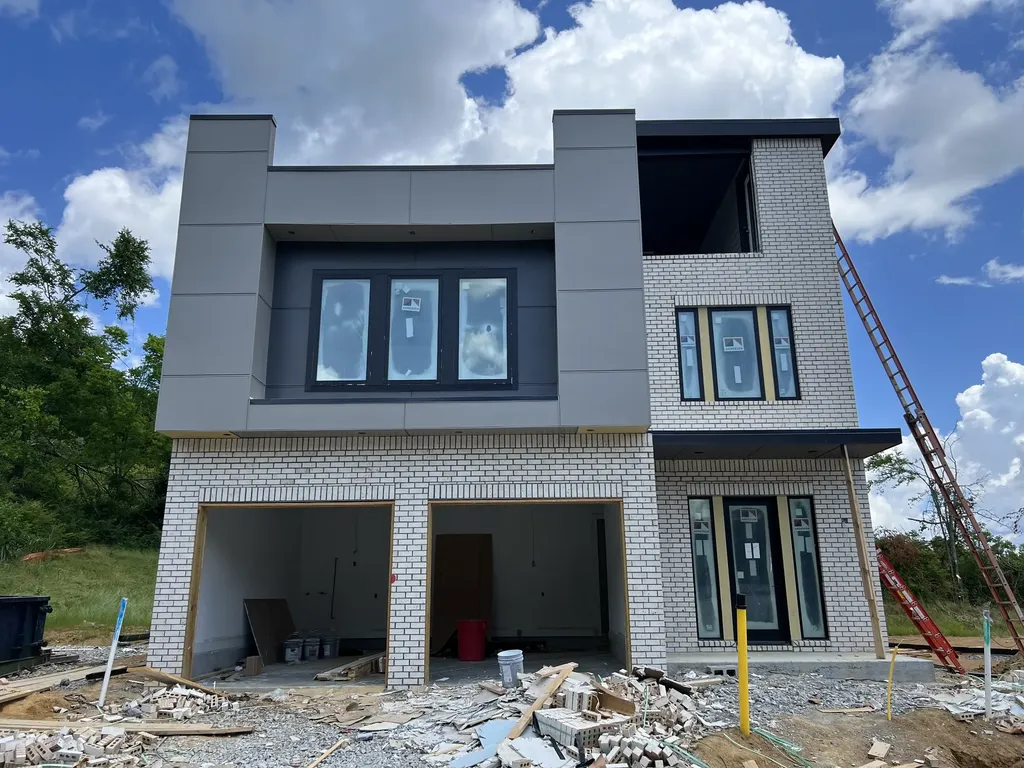 126 Modern Valley Nashville TN 37221