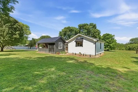 88 Riverbend Drive Woodbury TN 37190