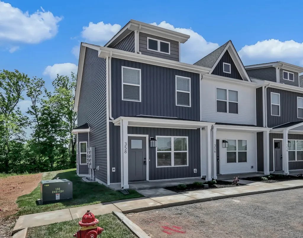 358 Front Ridge Circle Clarksville TN 37040