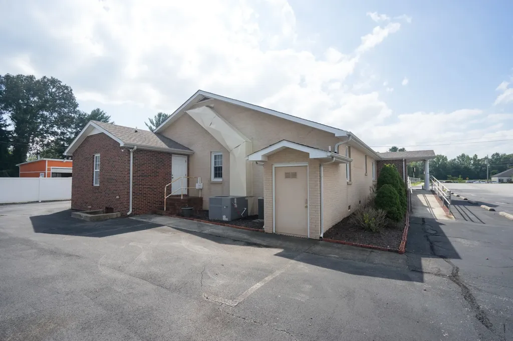 1400 Willow Drive Manchester TN 37355