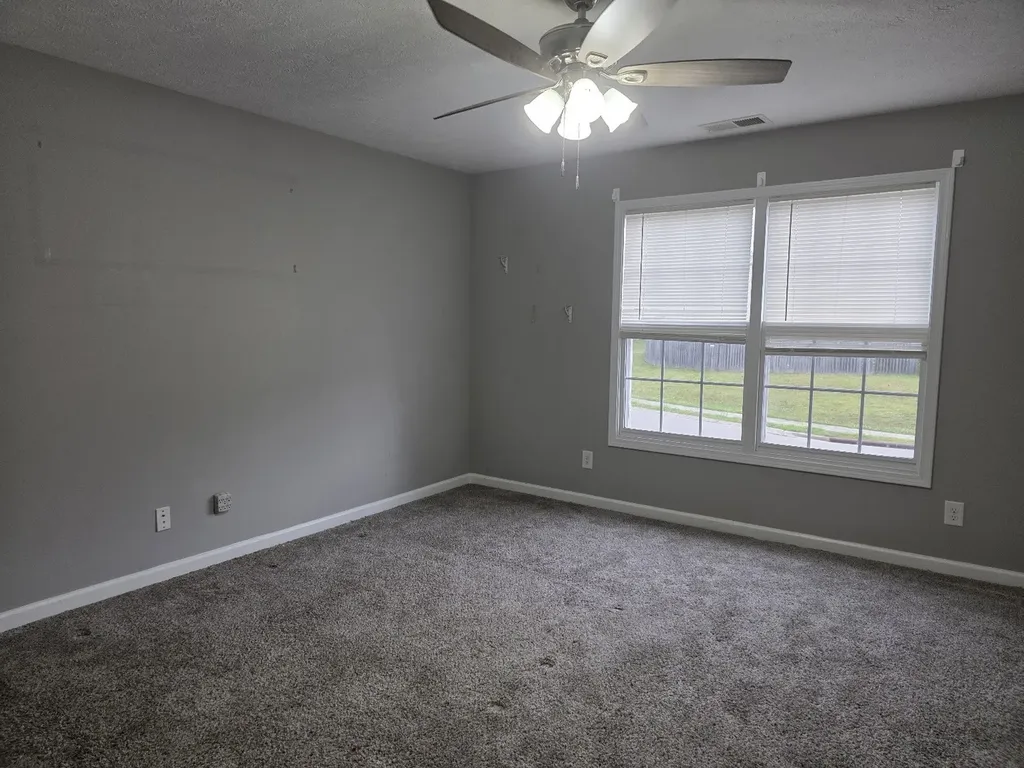 3499 Oak Creek Drive Clarksville TN 37040