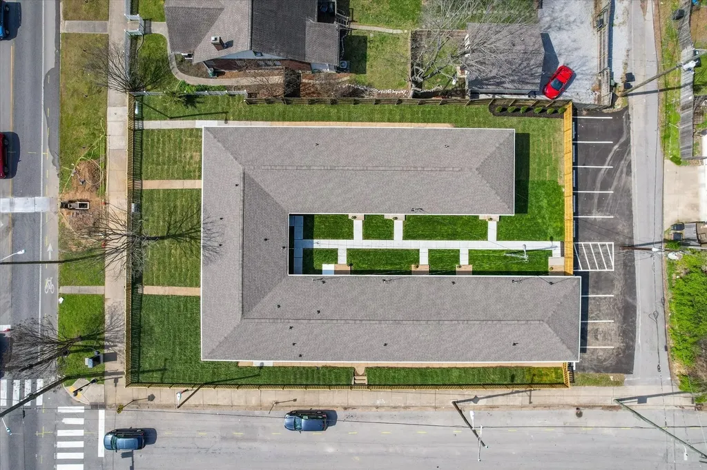 627 Shelby Avenue Nashville TN 37206
