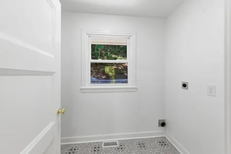 6617 Ellesmere Road Nashville TN 37205