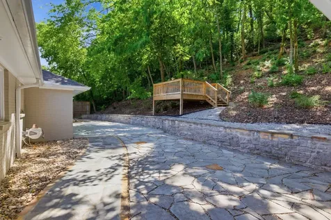 6617 Ellesmere Road Nashville TN 37205