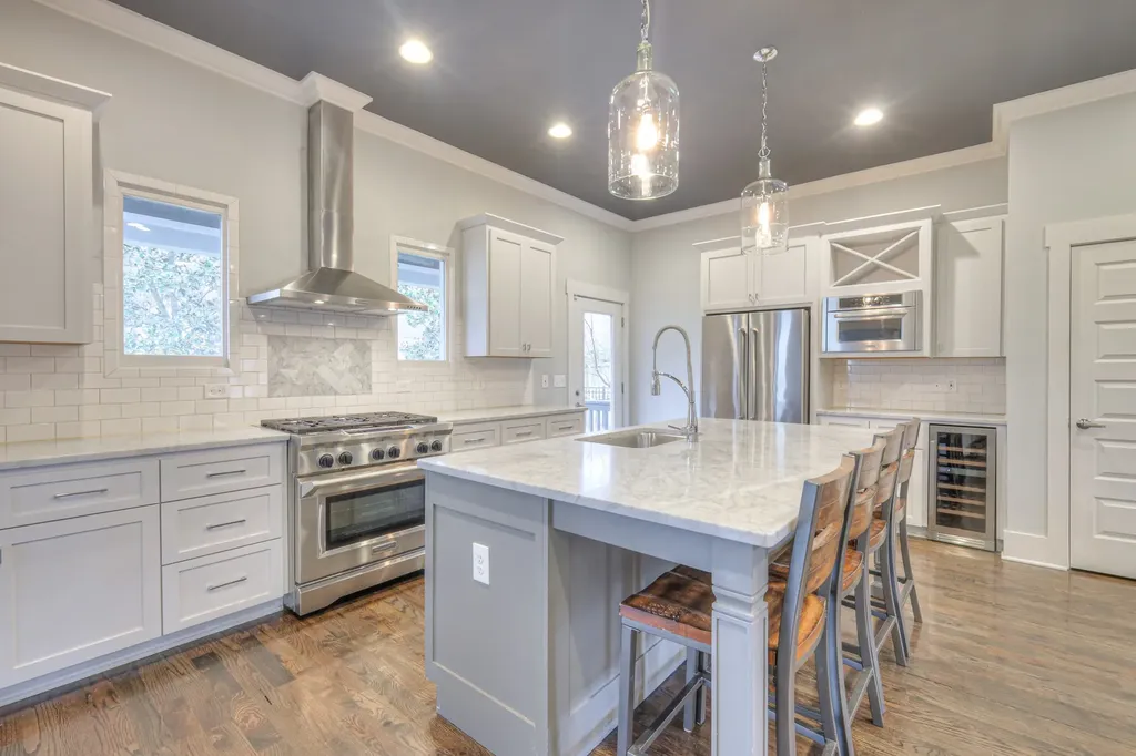1537B Battlefield Drive Nashville TN 37215