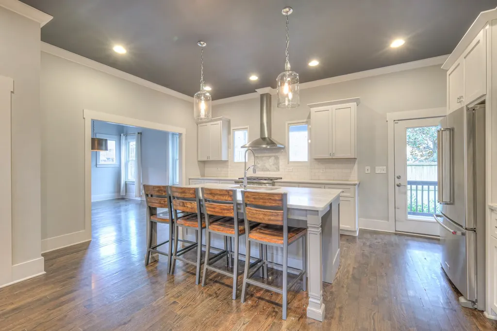 1537B Battlefield Drive Nashville TN 37215