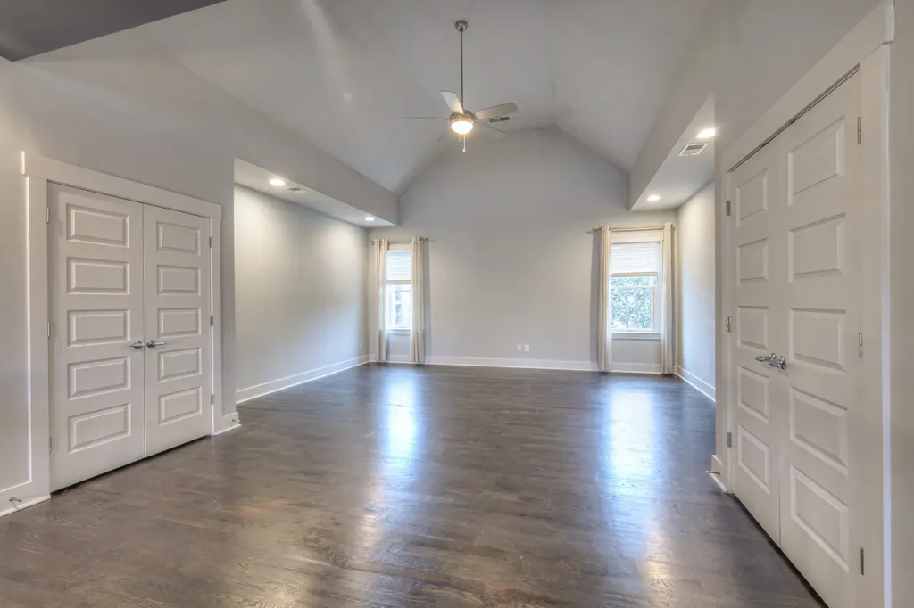 1537B Battlefield Drive Nashville TN 37215