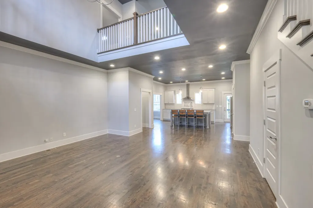 1537B Battlefield Drive Nashville TN 37215