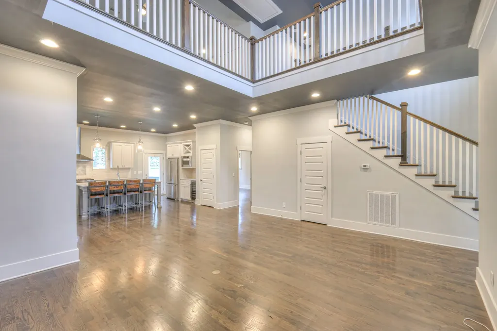 1537B Battlefield Drive Nashville TN 37215