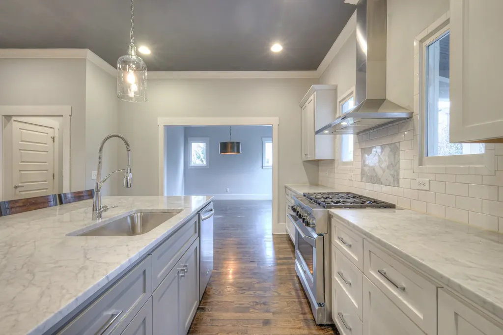 1537B Battlefield Drive Nashville TN 37215