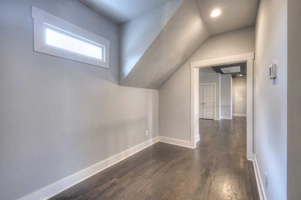 1537B Battlefield Drive Nashville TN 37215