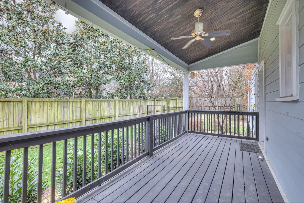 1537B Battlefield Drive Nashville TN 37215