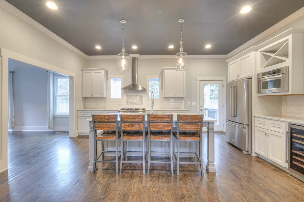 1537B Battlefield Drive Nashville TN 37215