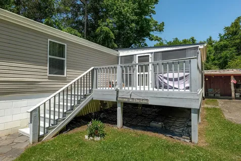 21 Lincoln Lake Road Kelso TN 37348