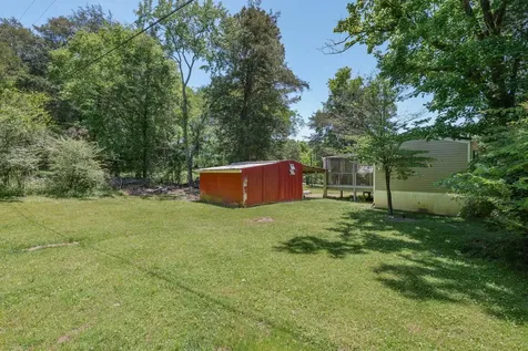 21 Lincoln Lake Road Kelso TN 37348