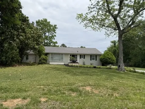 704 Cedar Lane Tullahoma TN 37388