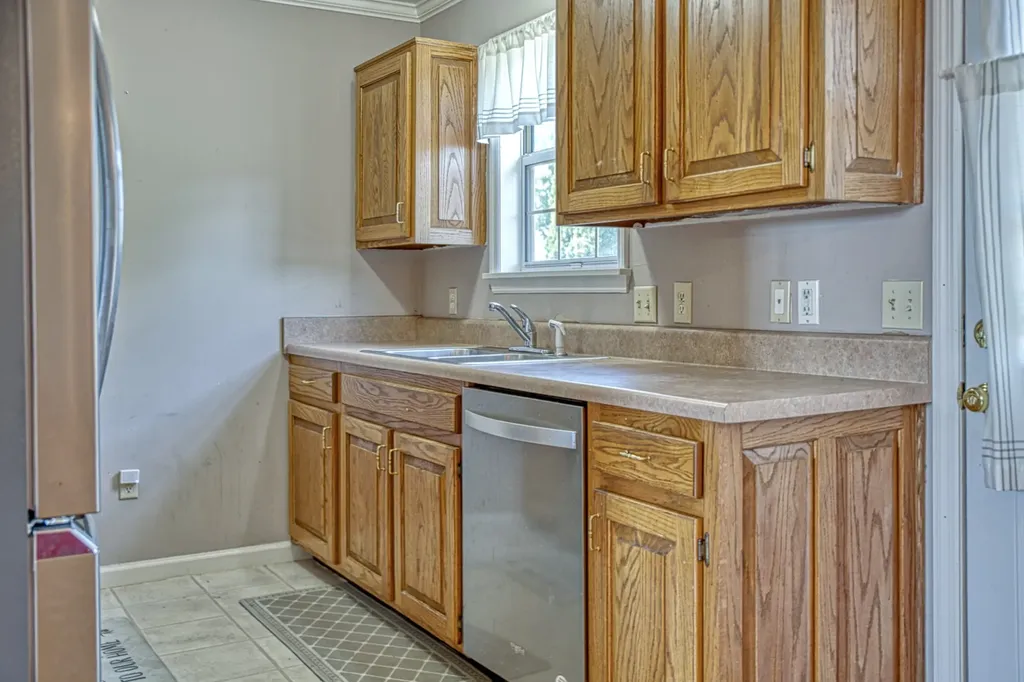 2292 Plunk Whitson Road Cookeville TN 38501