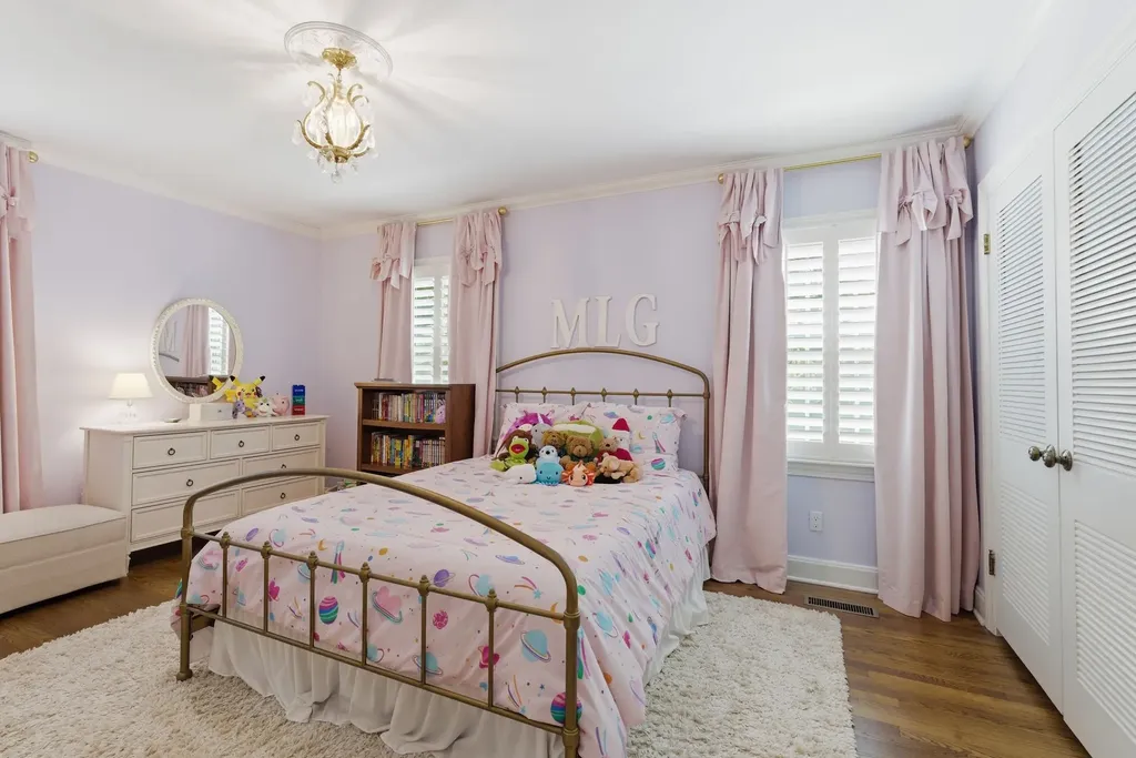 1084 Lynnwood Boulevard Nashville TN 37215
