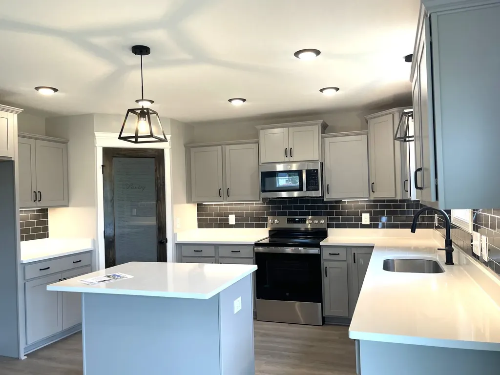 23 Garrettsburg Meadows Clarksville TN 37042
