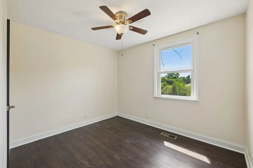 200 S Valley Road Hendersonville TN 37075