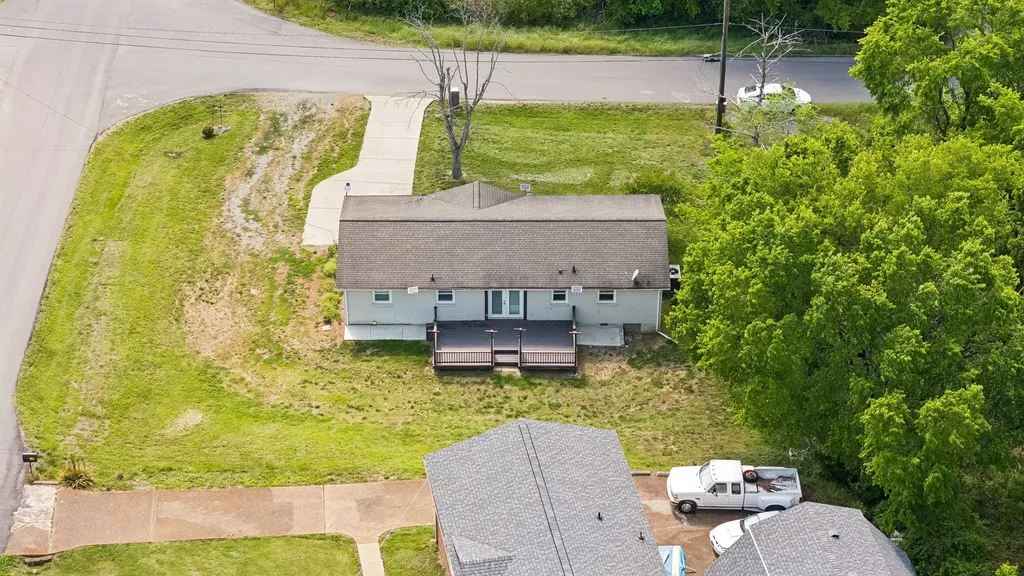200 S Valley Road Hendersonville TN 37075