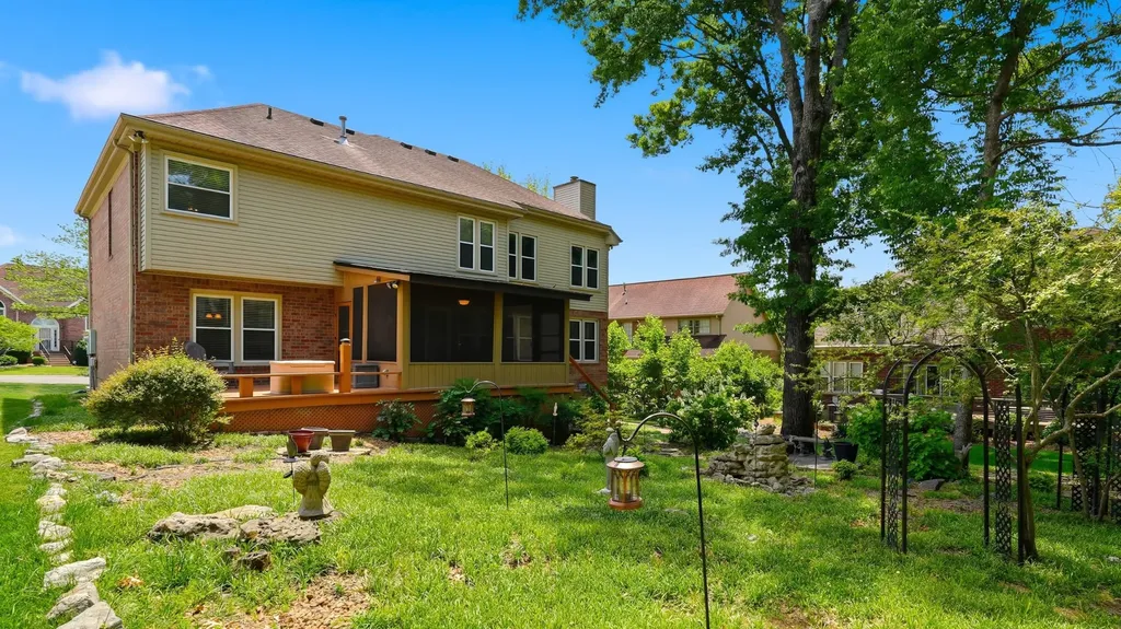 5424 Mainsail Drive Hermitage TN 37076
