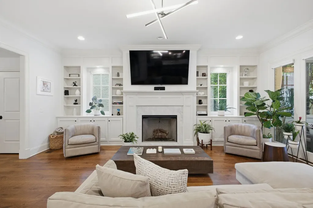 2011B Galbraith Drive Nashville TN 37215