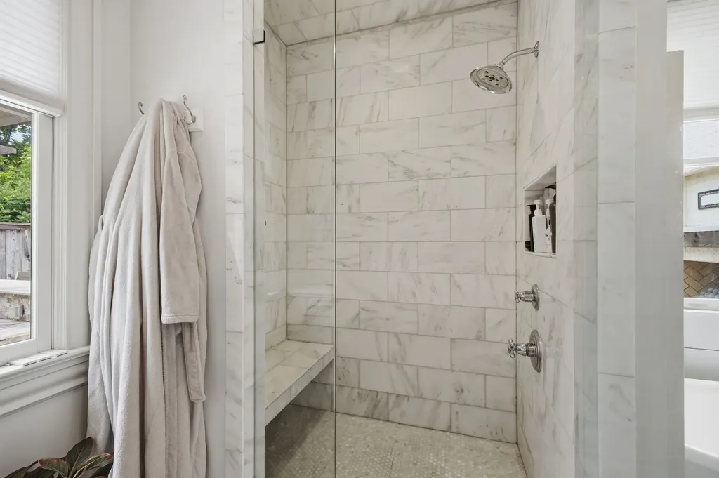 2011B Galbraith Drive Nashville TN 37215