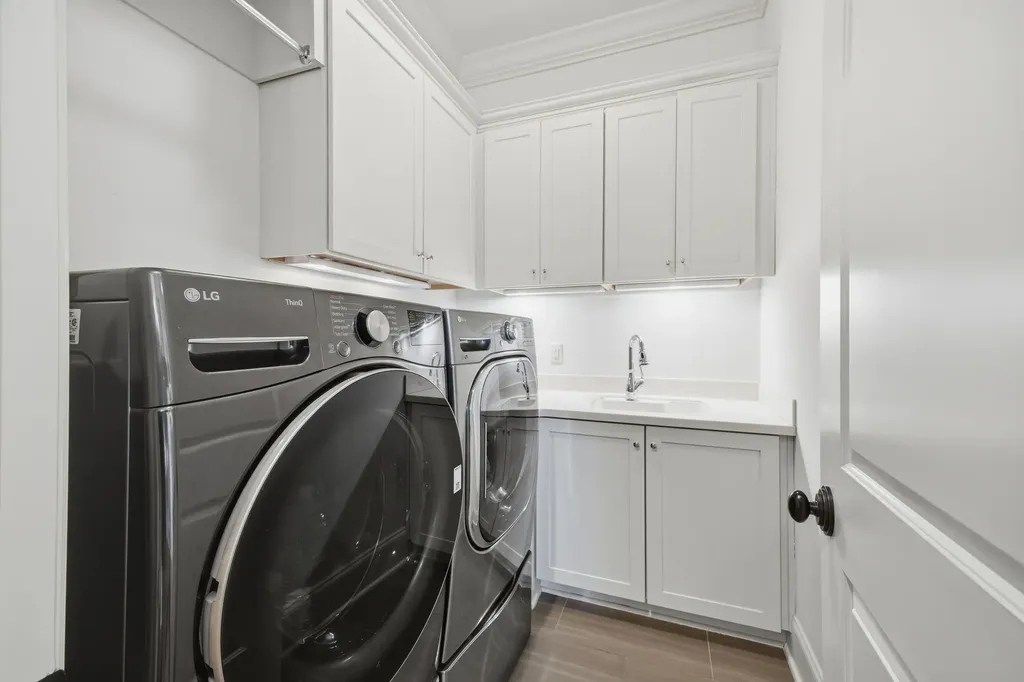 2011B Galbraith Drive Nashville TN 37215