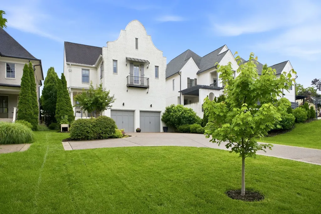 2011B Galbraith Drive Nashville TN 37215