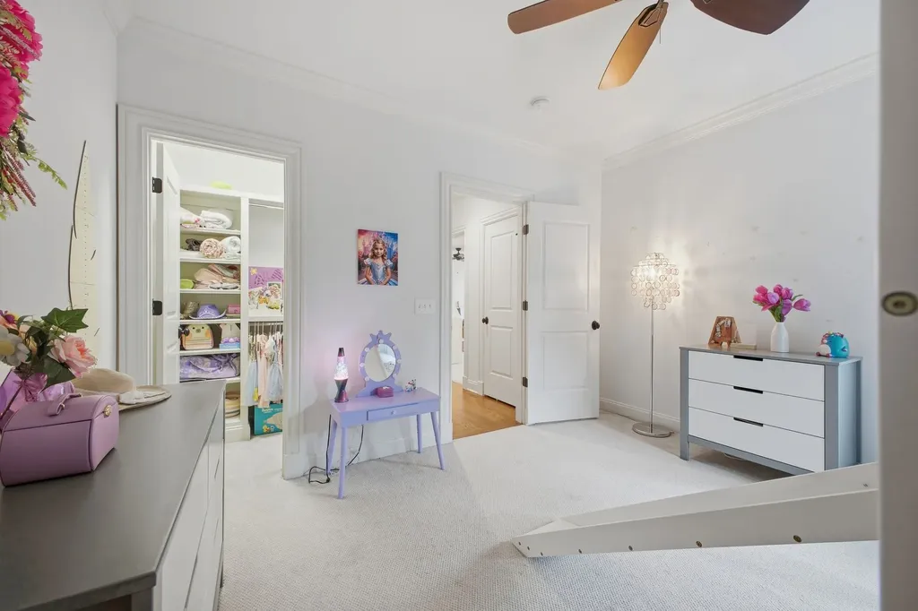 2011B Galbraith Drive Nashville TN 37215