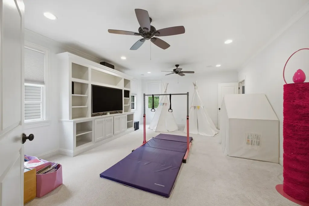 2011B Galbraith Drive Nashville TN 37215