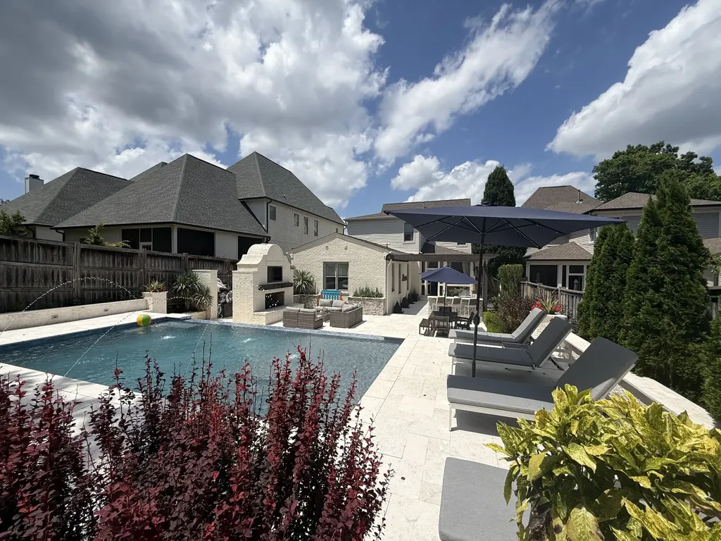 2011B Galbraith Drive Nashville TN 37215
