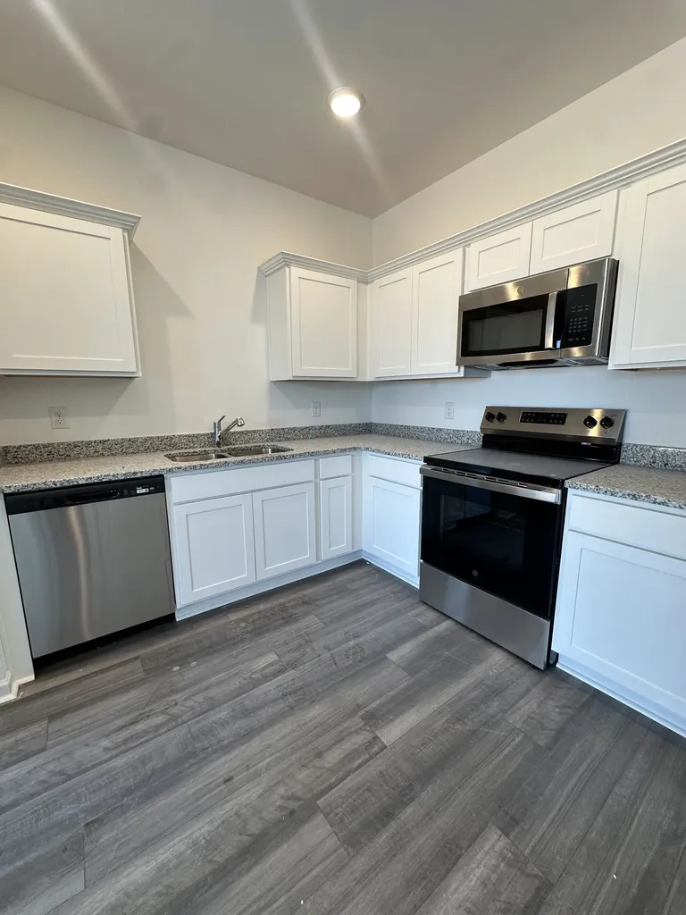 225 Darlington Drive Dickson TN 37055