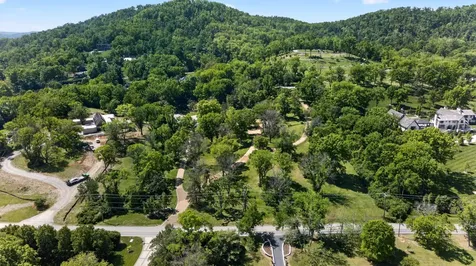 929 Tyne Boulevard Nashville TN 37220