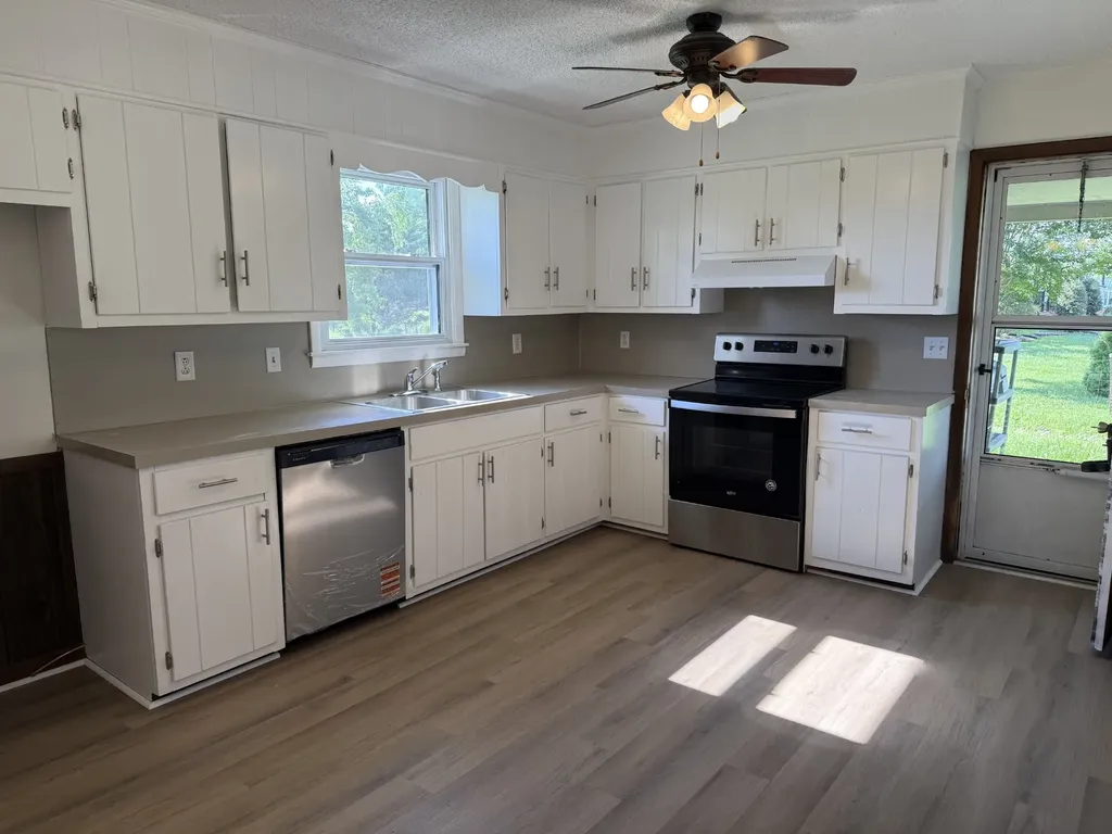 241 Corinth Road Portland TN 37148