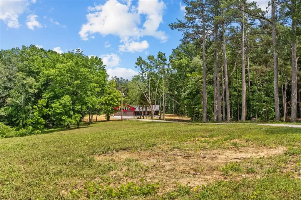2796 Highway 100 Centerville TN 37033