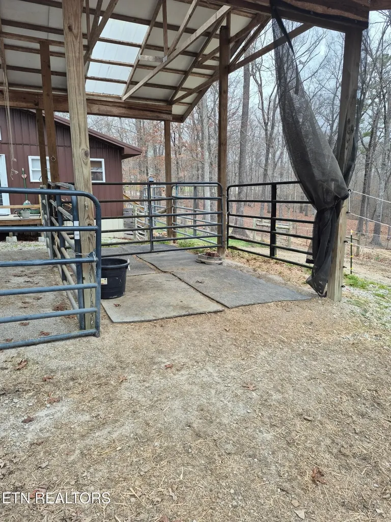 101 Ridgepoint Road Jamestown TN 38556