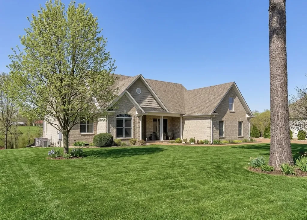 524 Country Club Drive Dickson TN 37055