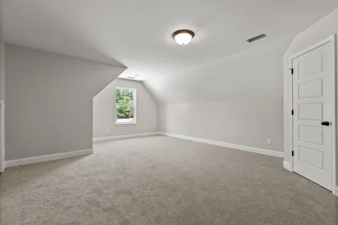 1872 Oakvale Drive Chattanooga TN 37421