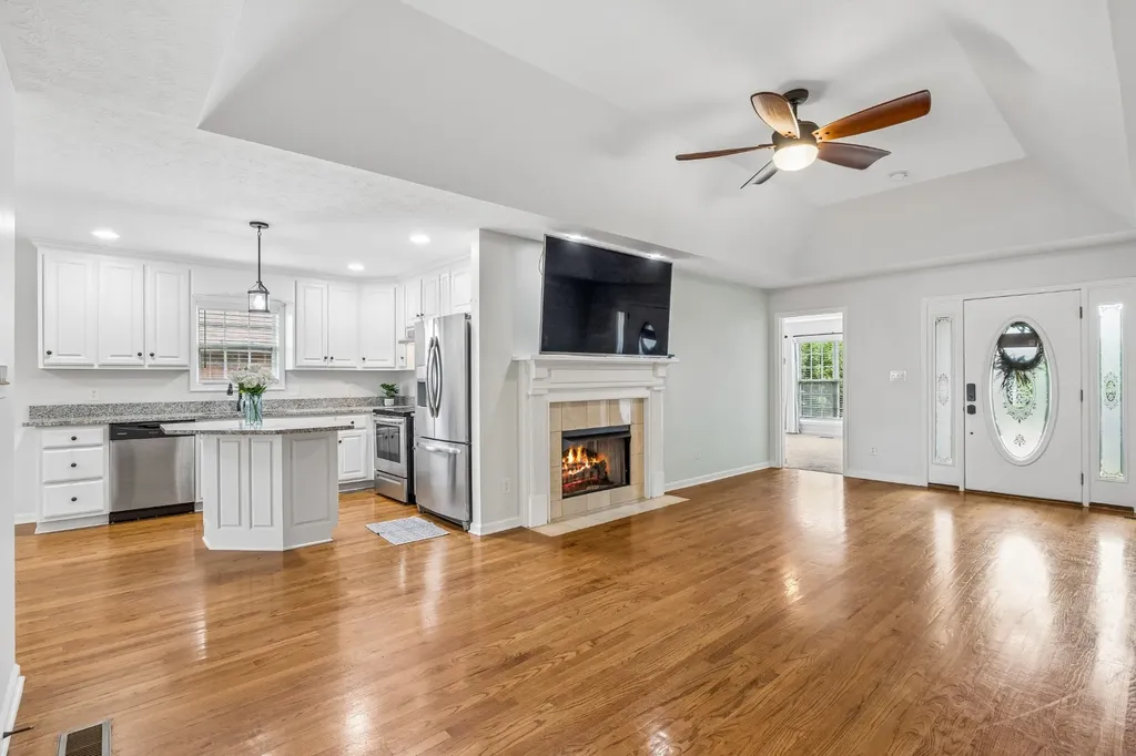 664 Community Court Gallatin TN 37066