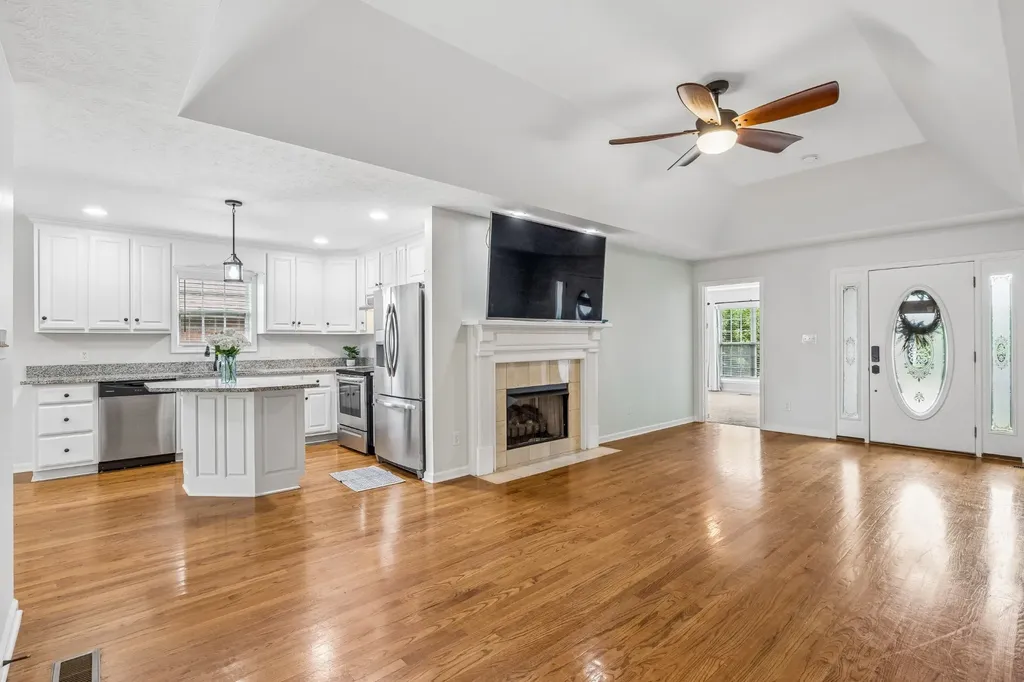 664 Community Court Gallatin TN 37066