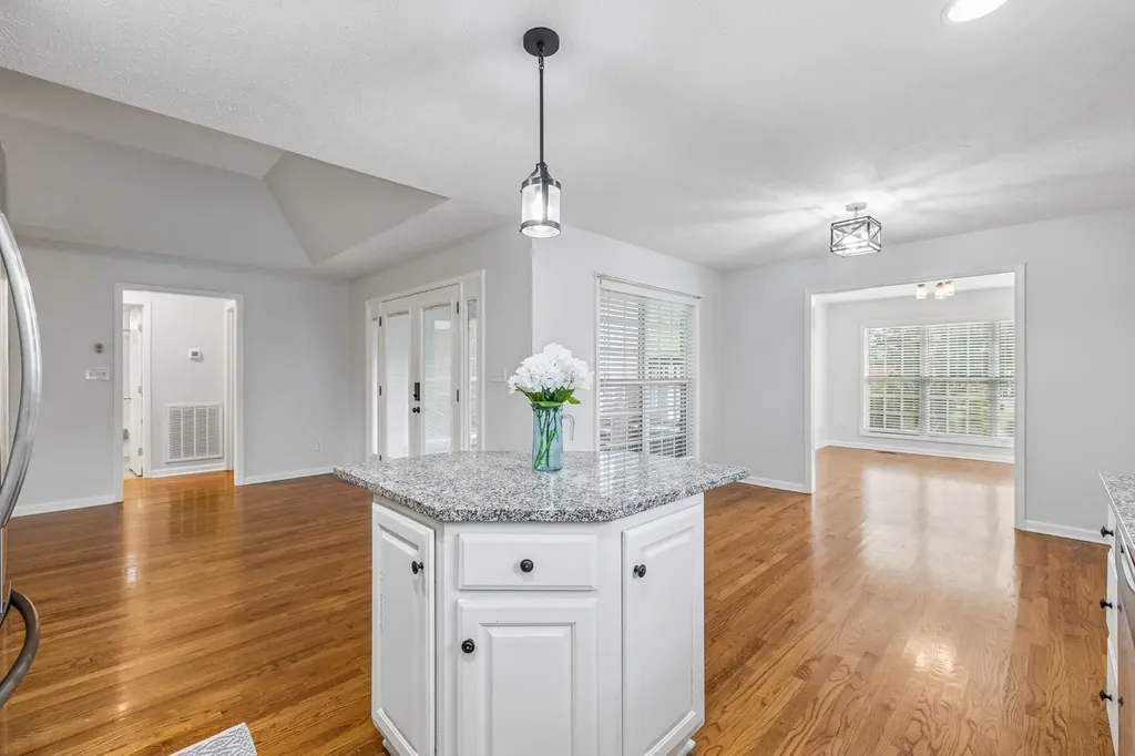 664 Community Court Gallatin TN 37066