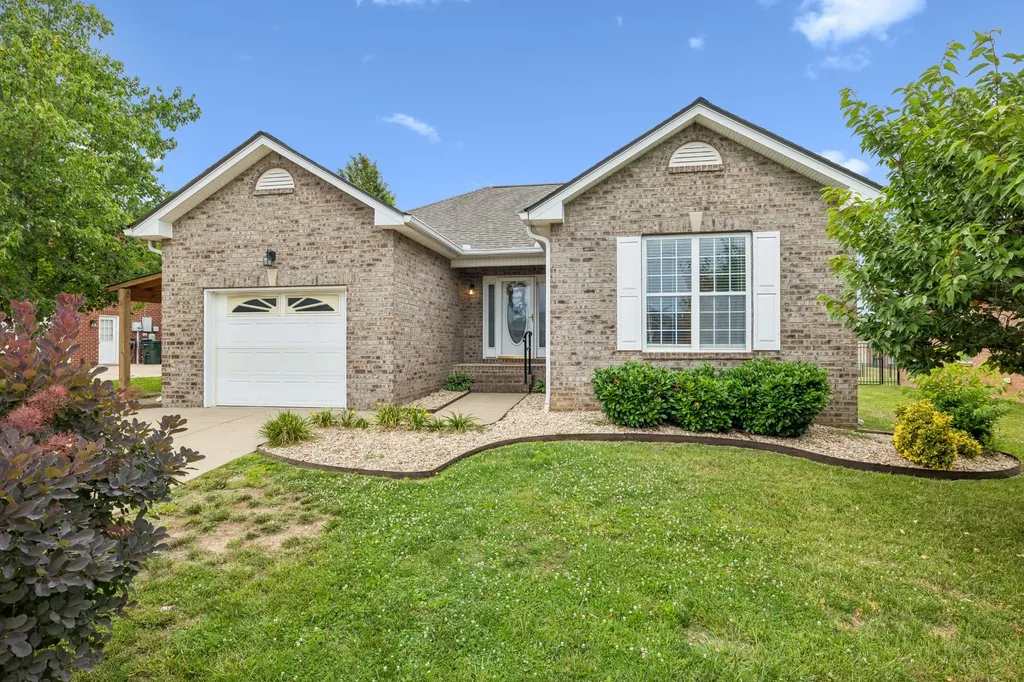 664 Community Court Gallatin TN 37066