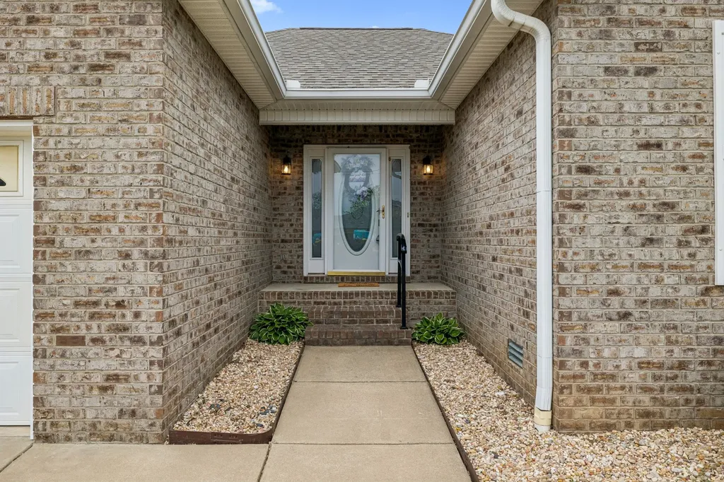 664 Community Court Gallatin TN 37066
