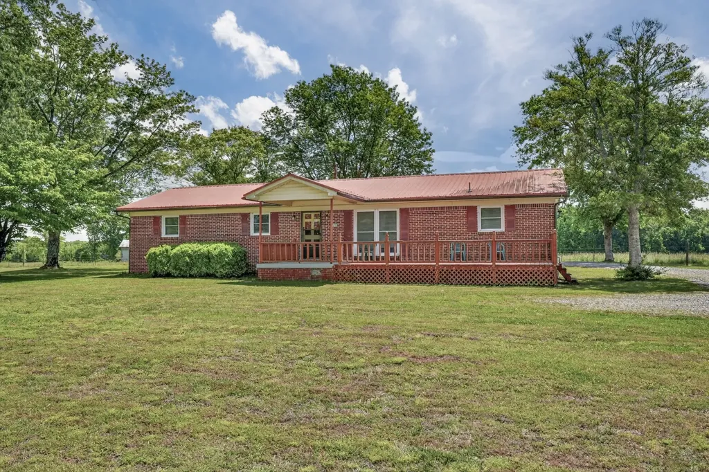 2126 Ardmore Highway Ardmore TN 38449